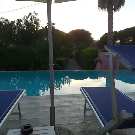 Lägenhet Elbaloves Appartaments Capoliveri (Isola d'Elba)